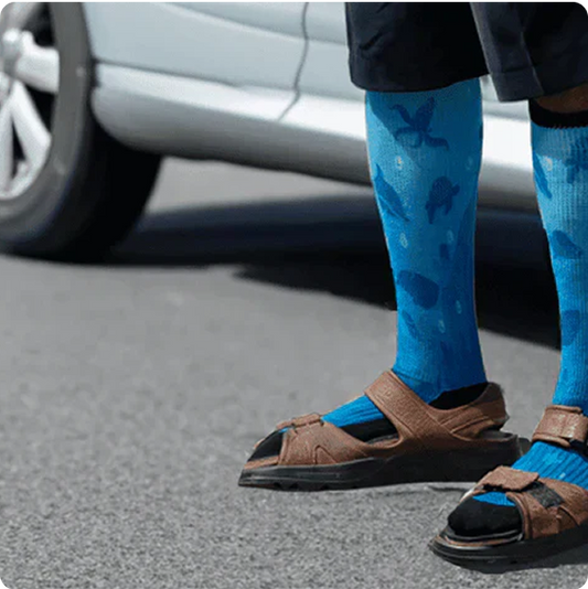 Travel Must-Have: Why Compression Socks Are a Lifesaver on Long Flights